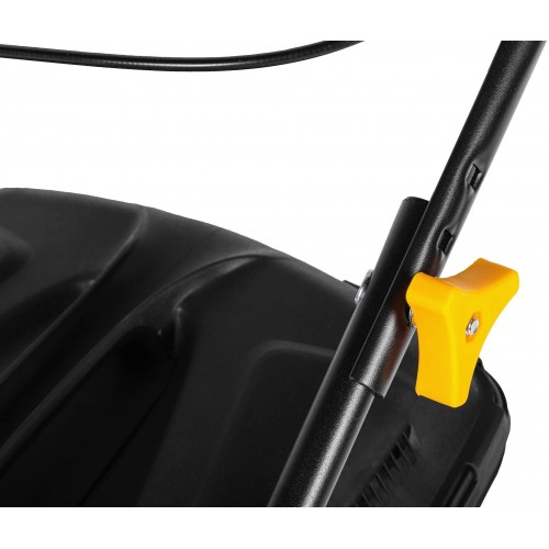 Газонокосилка Champion LM4215 4