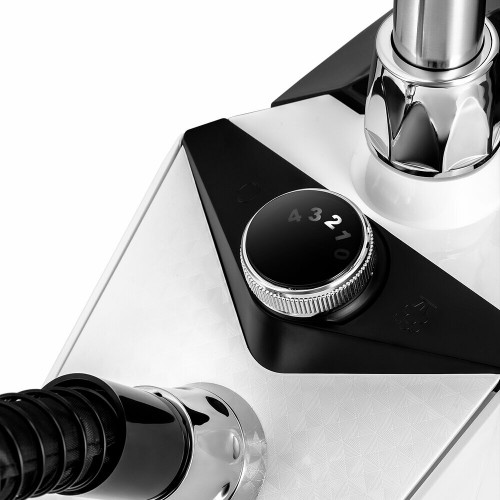 Отпариватель Kitfort КТ-9179 (белый/черный) 4